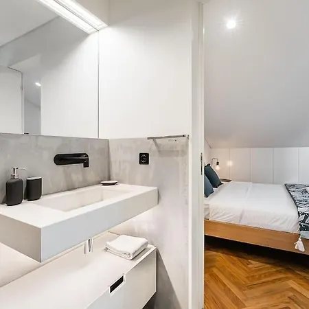 Apartment Elegant Duplex In Downtown Porto