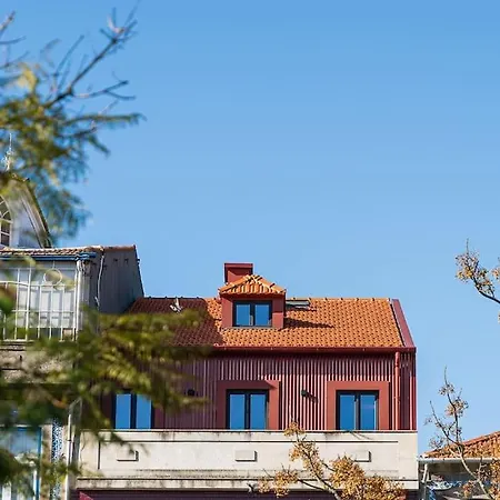 Elegant Duplex In Downtown Porto