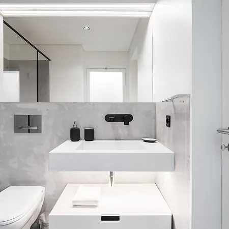 アパート Elegant Duplex In Downtown By Lisbeyond *