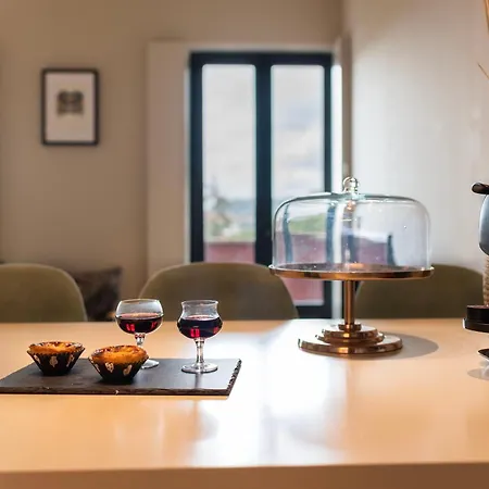 Elegant Duplex In Downtown By Lisbeyond アパート *