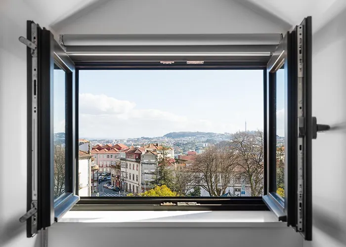 Elegant Duplex In Downtown By Lisbeyond