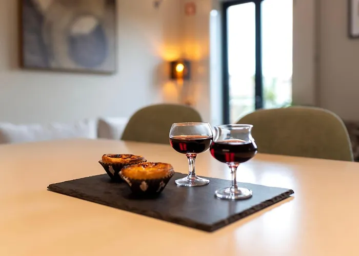 Lejlighed Elegant Duplex In Downtown By Lisbeyond *