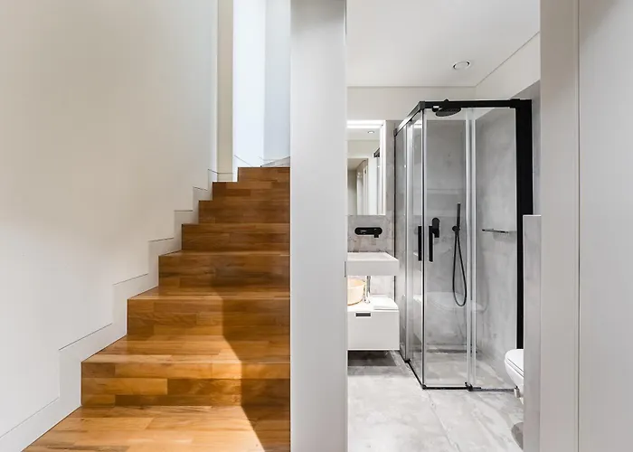 Elegant Duplex In Downtown By Lisbeyond شقة