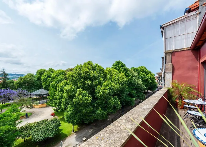 Elegant Duplex In Downtown By Lisbeyond شقة