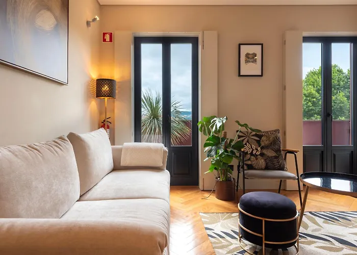 Elegant Duplex In Downtown By Lisbeyond * بورتو